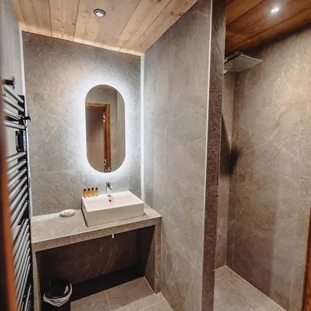 Le Cairne Apartment